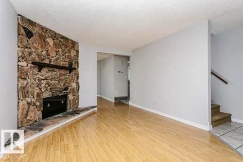 5510 92C Avenue, Edmonton, AB 