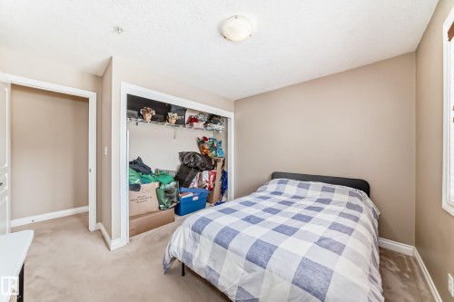 220 4312 139 Avenue, Edmonton, AB - Indoor Photo Showing Bedroom