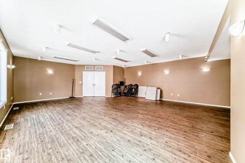 220 4312 139 Avenue, Edmonton, AB - Indoor Photo Showing Other Room
