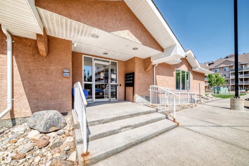 220 4312 139 Avenue, Edmonton, AB - Outdoor