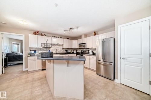 220 4312 139 Avenue, Edmonton, AB - Indoor Photo Showing Kitchen With Stainless Steel Kitchen