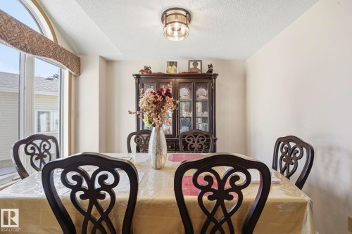 10840 25 Avenue, Edmonton, AB 