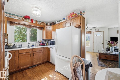 10840 25 Avenue, Edmonton, AB 