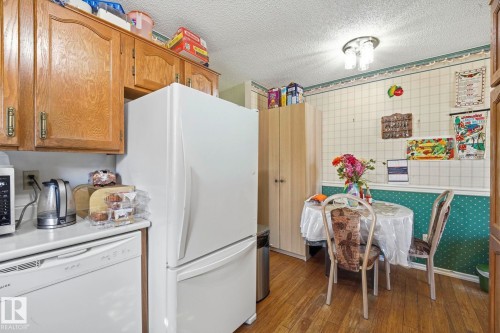 10840 25 Avenue, Edmonton, AB 
