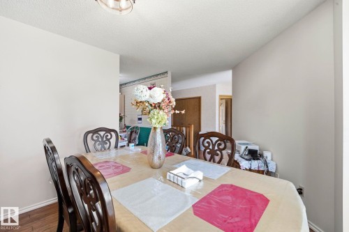 10840 25 Avenue, Edmonton, AB 