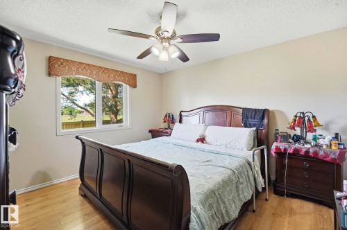 10840 25 Avenue, Edmonton, AB 