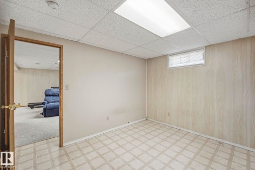 10840 25 Avenue, Edmonton, AB 