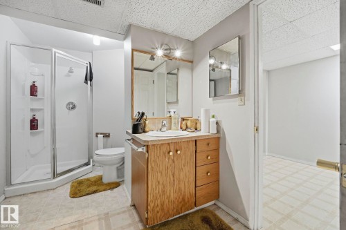 10840 25 Avenue, Edmonton, AB 