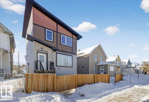 #1 11616 82 St Nw, Edmonton, AB - Outdoor