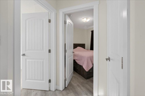 #1 11616 82 St Nw, Edmonton, AB - Indoor
