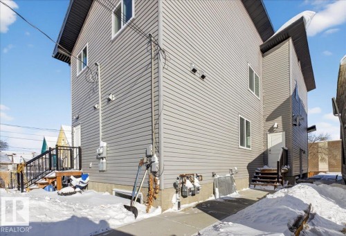 #1 11616 82 St Nw, Edmonton, AB - Outdoor