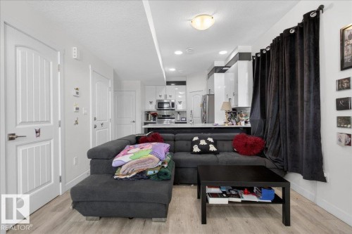 #1 11616 82 St Nw, Edmonton, AB - Indoor