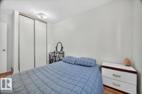 3135 49A Street, Edmonton, AB 