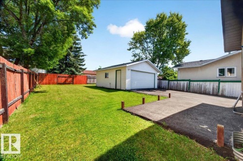 3135 49A Street, Edmonton, AB 