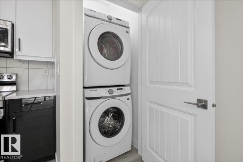 #2 11616 82 St Nw, Edmonton, AB - Indoor Photo Showing Laundry Room