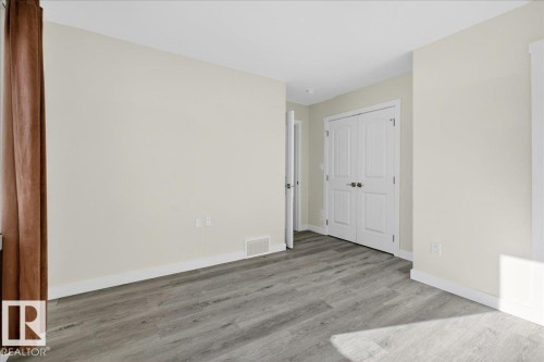 #2 11616 82 St Nw, Edmonton, AB - Indoor Photo Showing Other Room
