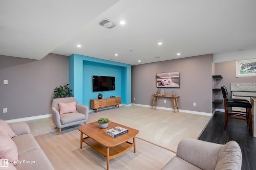 13 Southfork Court, Leduc, AB - Indoor Photo Showing Living Room