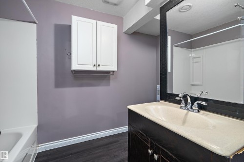 13 Southfork Court, Leduc, AB - Indoor Photo Showing Bathroom