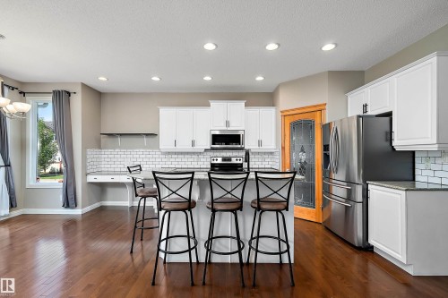 13 Southfork Court, Leduc, AB - Indoor Photo Showing Kitchen