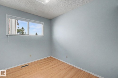 7327 189 Street, Edmonton, AB 