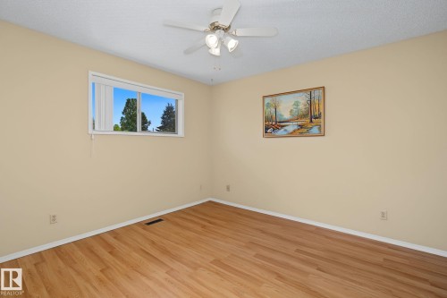 7327 189 Street, Edmonton, AB 