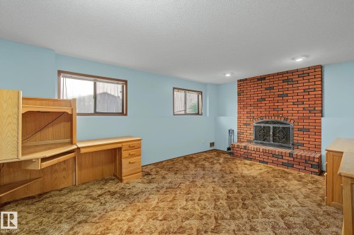 7327 189 Street, Edmonton, AB 
