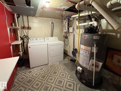 Image quality insufficient for description - 11511 101 Street, Edmonton, AB 