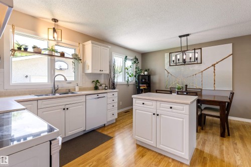 26 Milburn Crescent, St. Albert, AB 