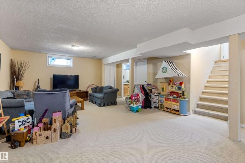 26 Milburn Crescent, St. Albert, AB 