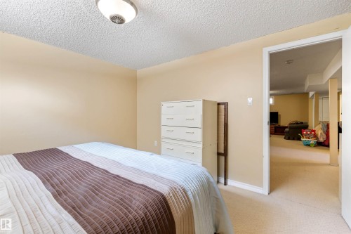 26 Milburn Crescent, St. Albert, AB 