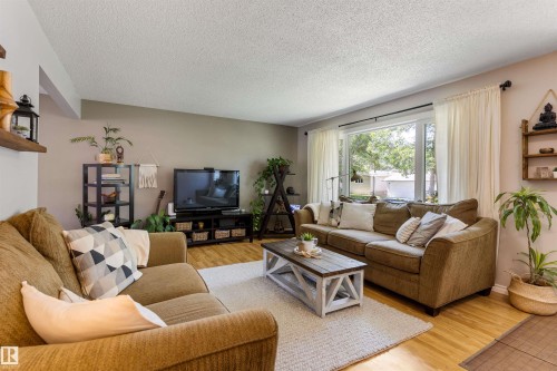 26 Milburn Crescent, St. Albert, AB 