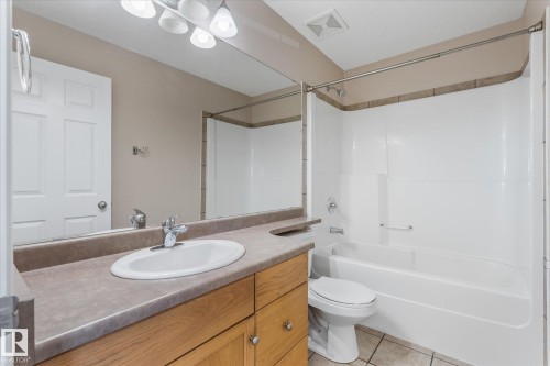 5540 163 Avenue, Edmonton, AB 