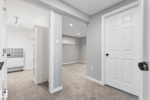 5540 163 Avenue, Edmonton, AB 