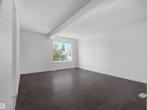 4827 17 Avenue, Edmonton, AB 