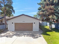 4827 17 Avenue  Edmonton, AB T6L 2Y8