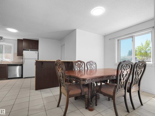 4827 17 Avenue, Edmonton, AB 
