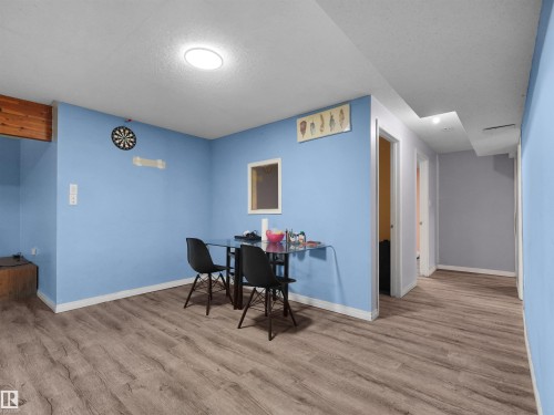 4827 17 Avenue, Edmonton, AB 