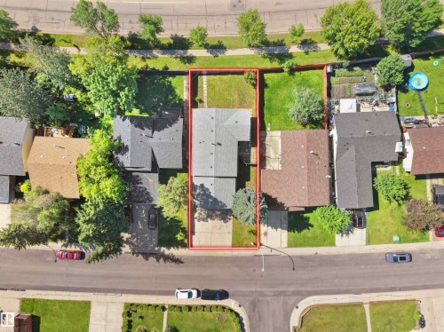 4827 17 Avenue, Edmonton, AB 