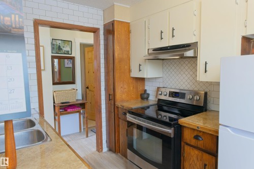 5212 43 Street, Barrhead, AB 