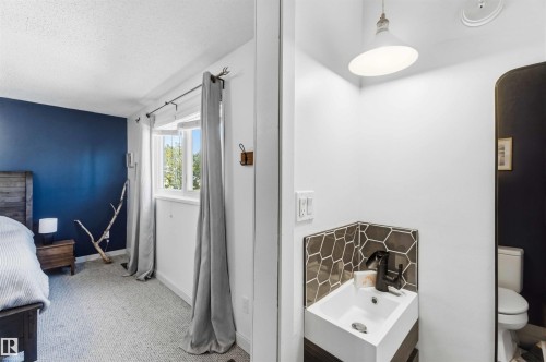 4335 53 Avenue, Tofield, AB - Indoor