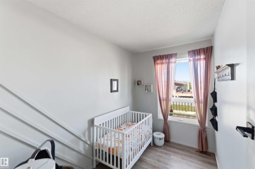 4335 53 Avenue, Tofield, AB - Indoor Photo Showing Bedroom