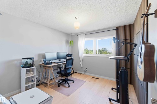 4335 53 Avenue, Tofield, AB - Indoor Photo Showing Office