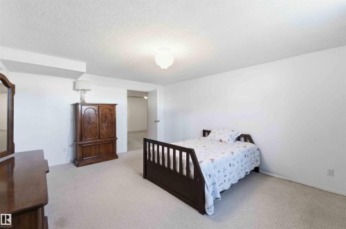 4335 53 Avenue, Tofield, AB - Indoor Photo Showing Bedroom