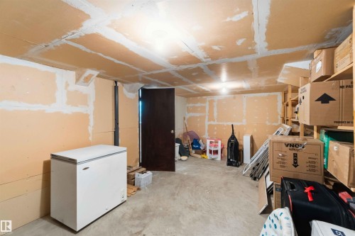 4335 53 Avenue, Tofield, AB - Indoor Photo Showing Basement