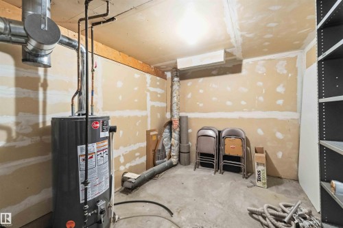4335 53 Avenue, Tofield, AB - Indoor