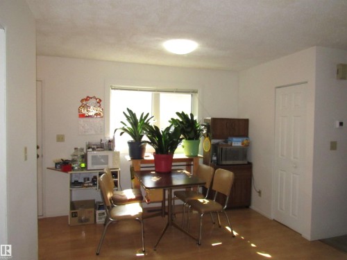 2025 108 Street, Edmonton, AB - Indoor