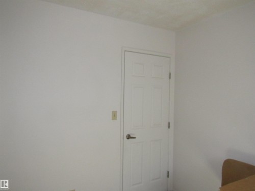 2025 108 Street, Edmonton, AB - Indoor Photo Showing Other Room