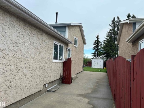 2025 108 Street, Edmonton, AB - Outdoor With Exterior