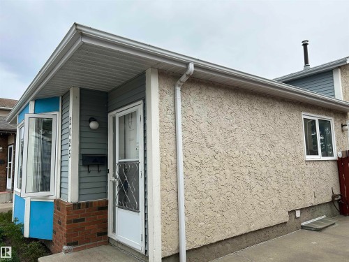 2025 108 Street, Edmonton, AB - Outdoor With Exterior
