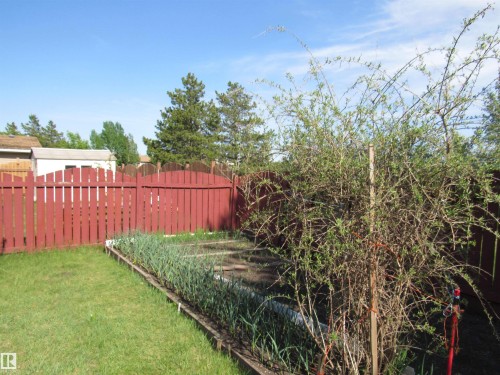 2025 108 Street, Edmonton, AB - Outdoor